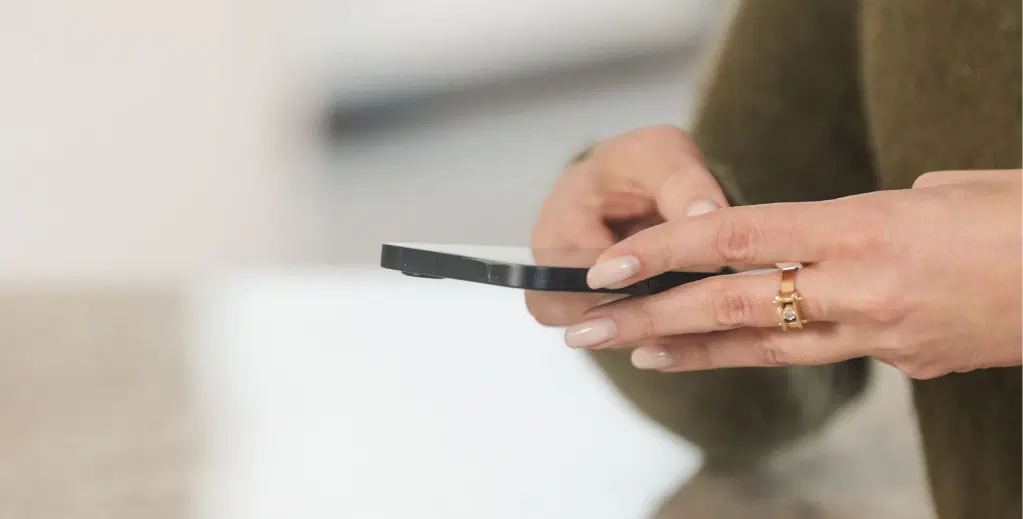 Capture an image with your smartphone using guided instructions.